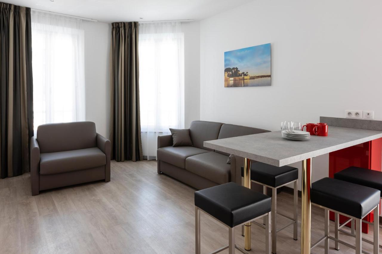 Appartements French Riviera Confidential Centre Ville Juan Les Pins Proche Des Plages Esterno foto